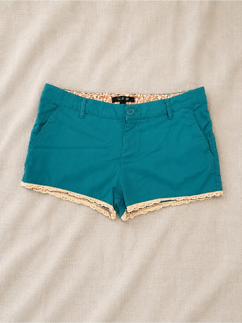 ✨ Y2K Beachy Low-Rise Cheeky Lace Shorts Size L